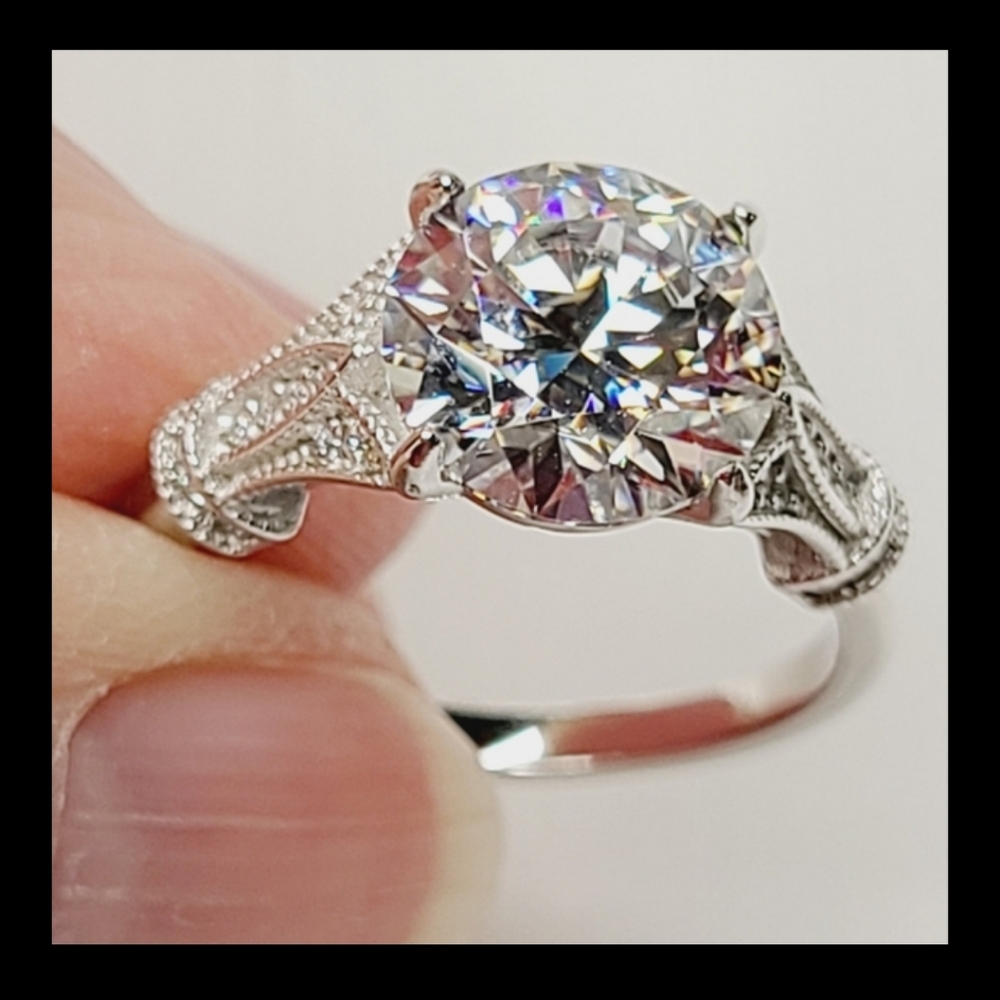 Moissanite 3 Carat Solitare Ring